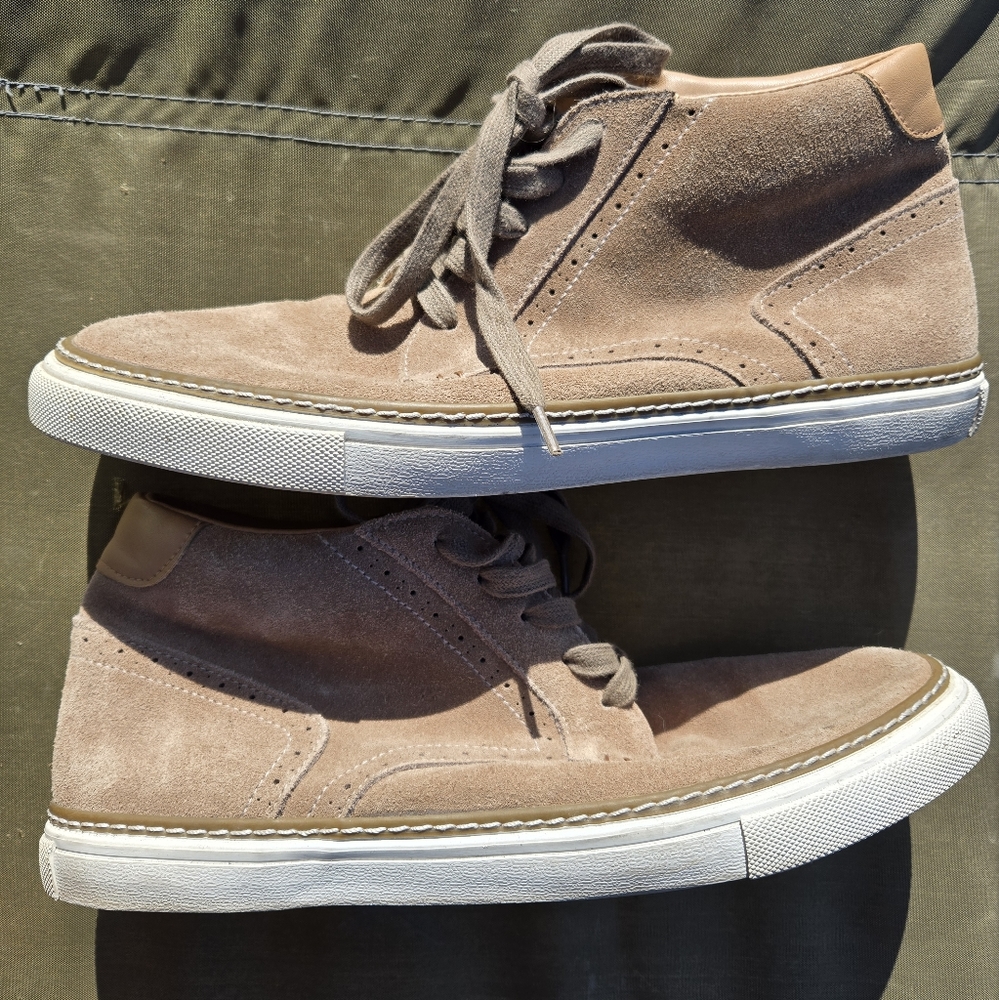 Express Tan/Beige Suede MEN'S size 11 sneakers